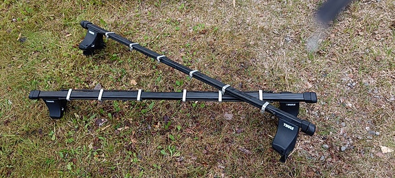 Thule taakkateline (kattoteline)