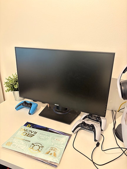 Myynnissä laadukas Asus 24” pelinäyttö