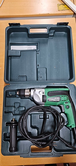 Hitachi Iskuporakone