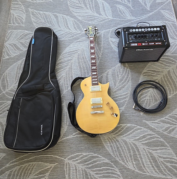 ESP LTD EC-256 sähkökitarapaketti vahvistimella