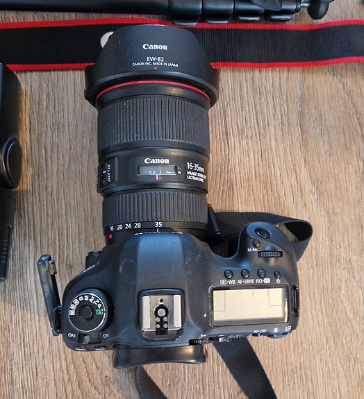 Canon 5D MK III + Canon 16-35 f4 is + sälät