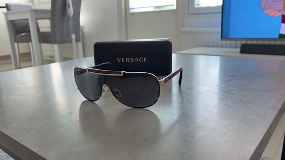 Versace Aurinkolasit