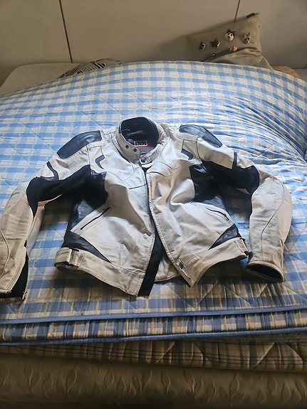 IXS ajotakki koko 56