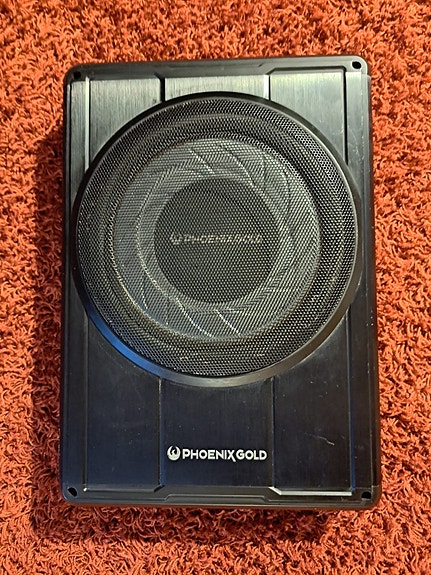 Phoenix Gold 10" aktiivisubwoofer