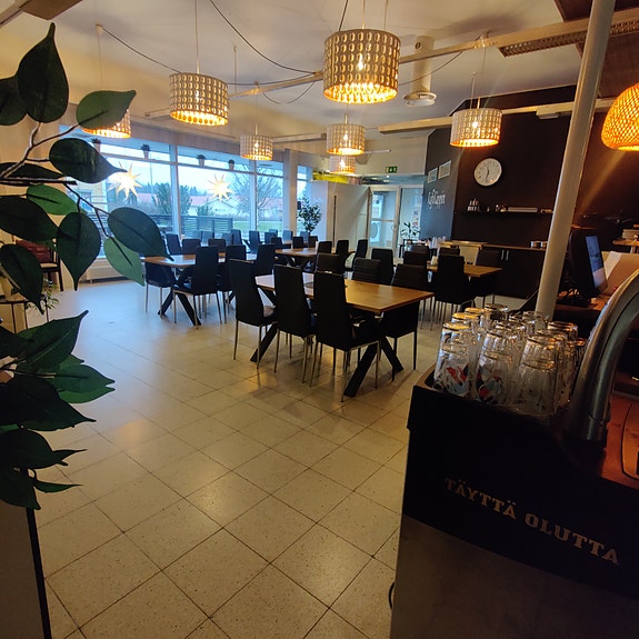 Lounas ja Pizza ravintola