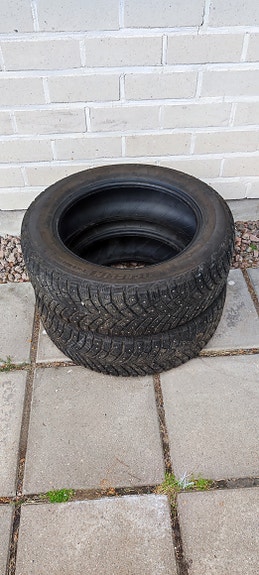 2 kpl, 215,60,17, Michelin X-Ice North4 nastarengasta