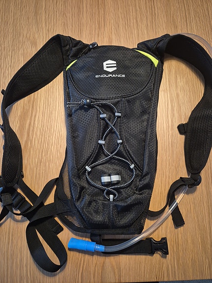 Endurance juomareppu musta