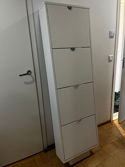 Kenkäkaappi