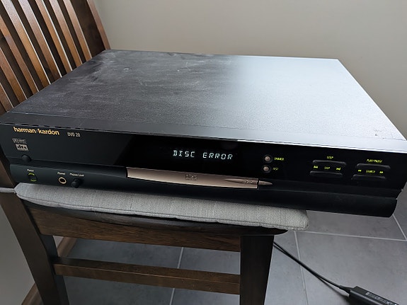 Harman Kardon DVD 20