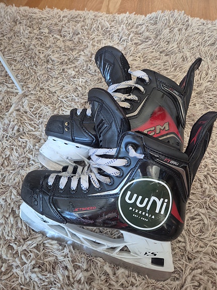 CCM FT890 Jetspeed. Koko 5 (24.3 cm)
