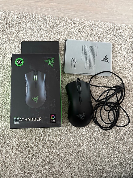 Razer DeathAdder Elite pelihiiri