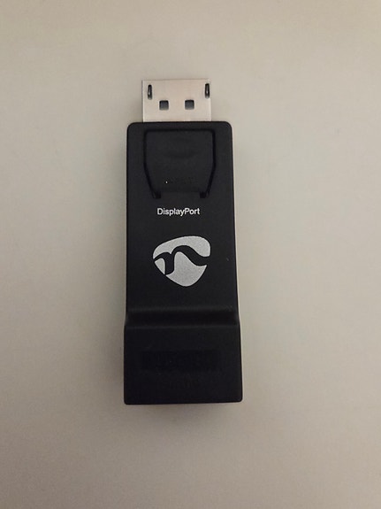 Displayport to HDMI adapteri