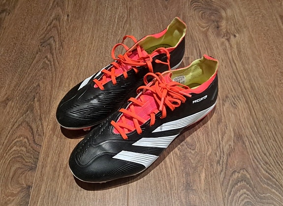 Adidas Predator hybridfeel jalkapallokengät koko 44