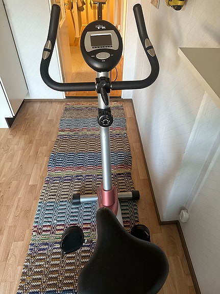 Iron Body kuntopyörä