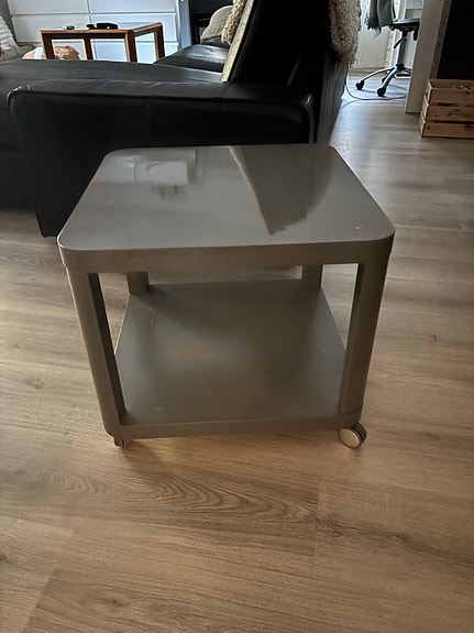 Ikea pieni sohvapöytä