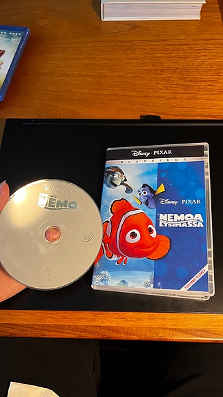 Disney Pixar Nemoa etsimässä DVD