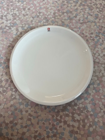 Iittala valkoinen lautanen 27cm