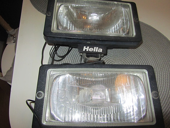 Hella Jumbo 220