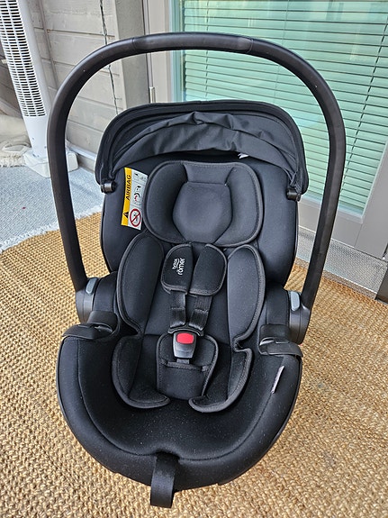 Varattu! Britax Römer Baby Safe Pro