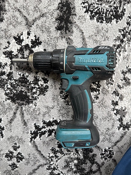 Makita DDF480 18V porakone/ruuvinväännin runko