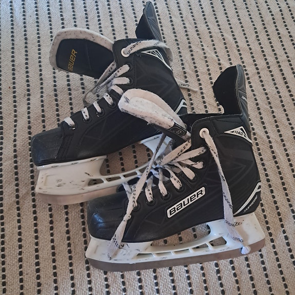 Bauer jääkiekkoluistimet koko 36