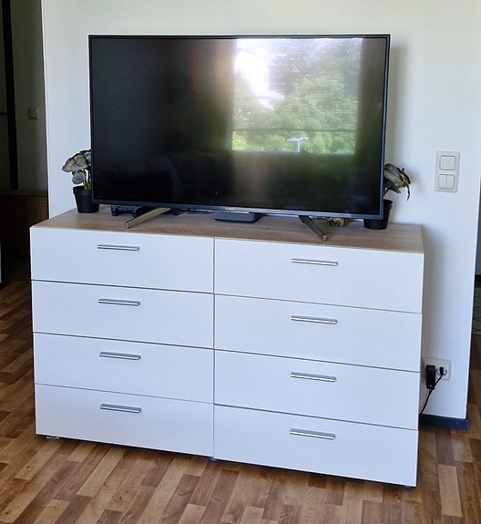 Senkki/tv taso