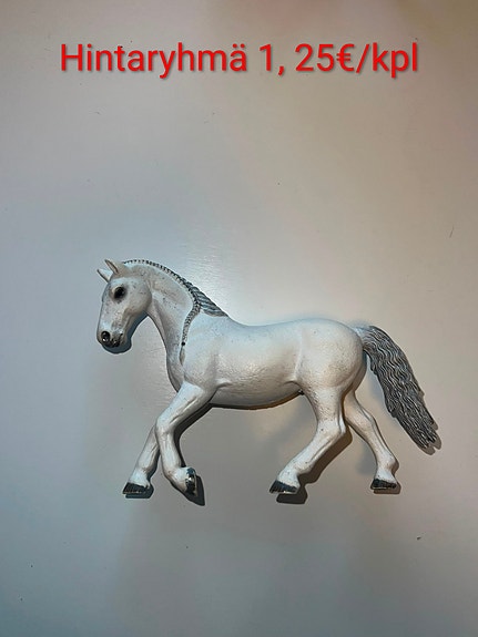 Schleich-hevosia ja -eläimiä