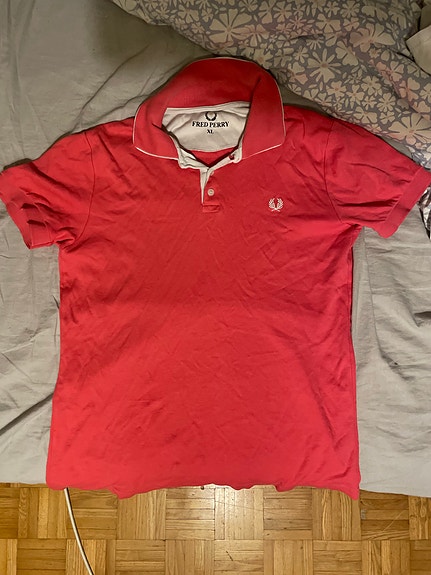 Fred Perry pikeepaita XL punainen