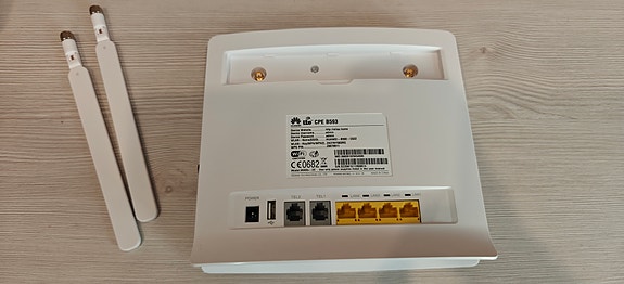 Huawei B593 4G LTE reititin