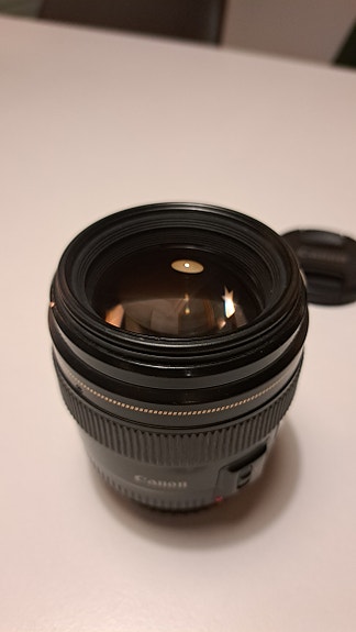 Canon EF 85mm f/1.8