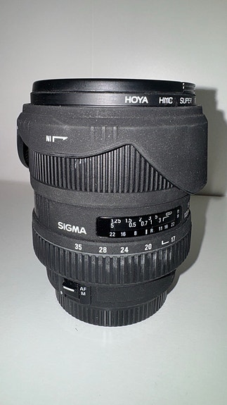 Sigma 17-35mm f/2.8-4 DG HSM zoom-objektiivi