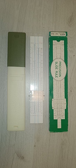 Vintage HOPE Precision Slide Rule No. 530 - laskutikku kotelolla