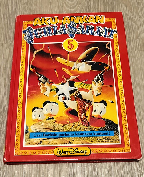Aku Ankan Juhlasarjat 5 -kirja (Carl Barks)