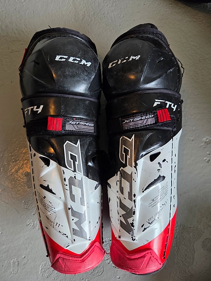 CCM JetSpeed FT4 11" polvisuojat