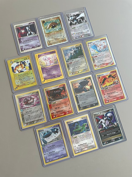 Paljon vintage pokemon kortteja