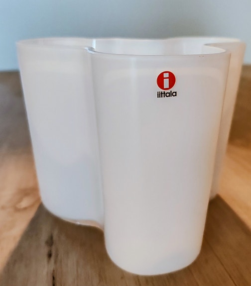 Iittala Aalto-maljakko valkoinen 120mm.