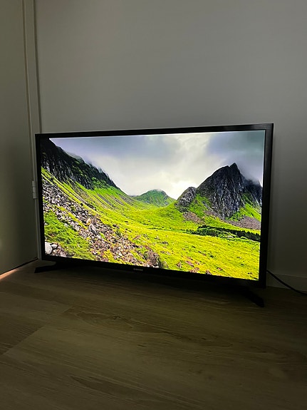 32" Samsung Full HD Smart Tv
