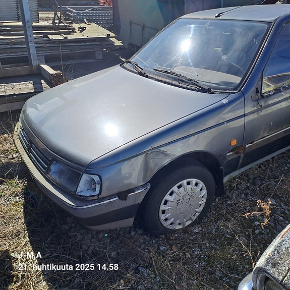 Peugeot 405 1.6 varaosiksi
