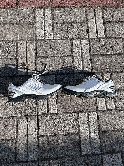 FootJoy golf-kengät.