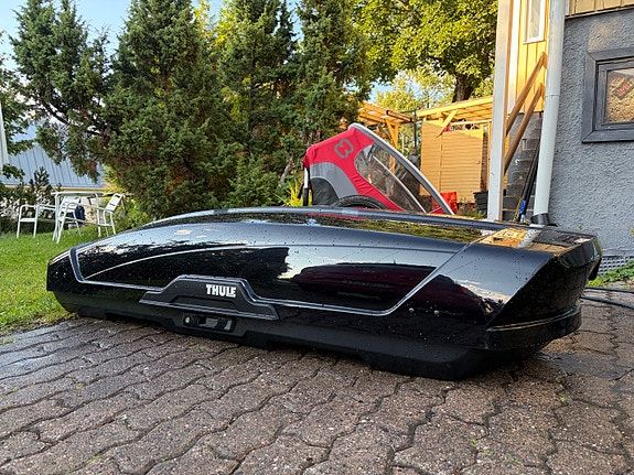 Suksiboksi Motion XT XL, musta, Thule