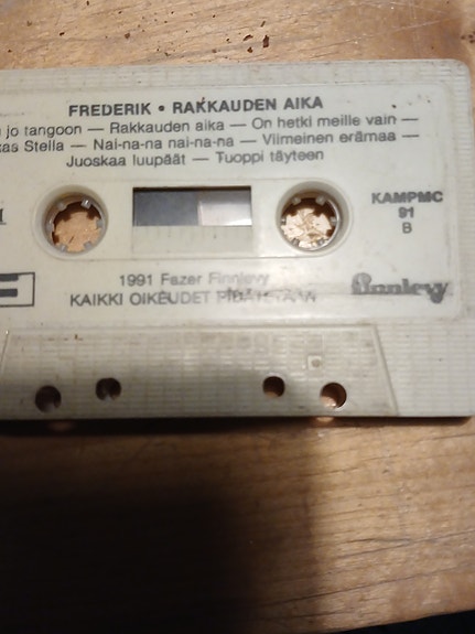 Frederik Rakkauden aika C-kasetti