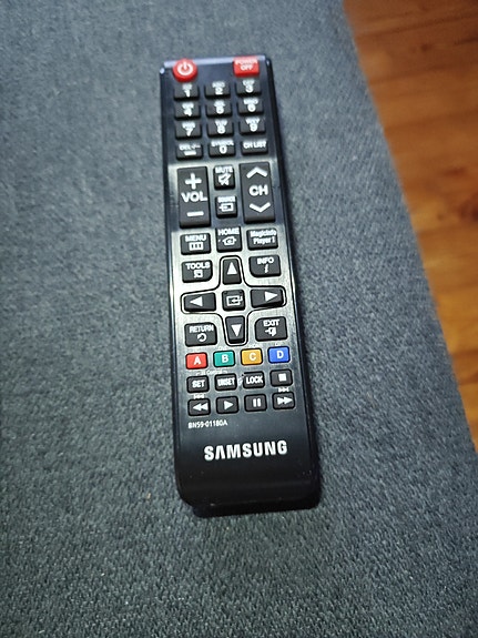 Samsung kaukosäädin televisiolle