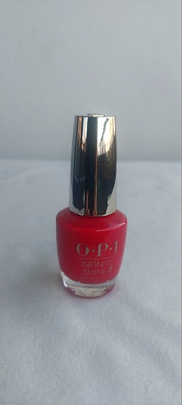 OPI Infinite Shine kynsilakka punainen 314 Hot & Spicy