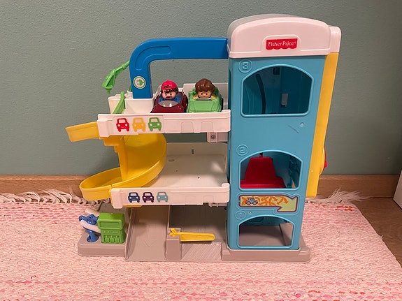 Fisher-Price Little People parkkitalo