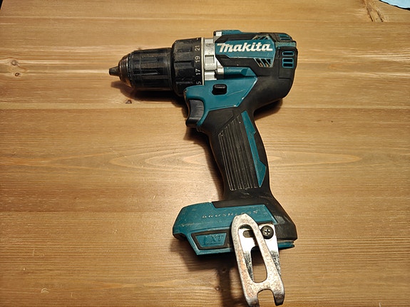 Makita 18V akkuporakone DDF484