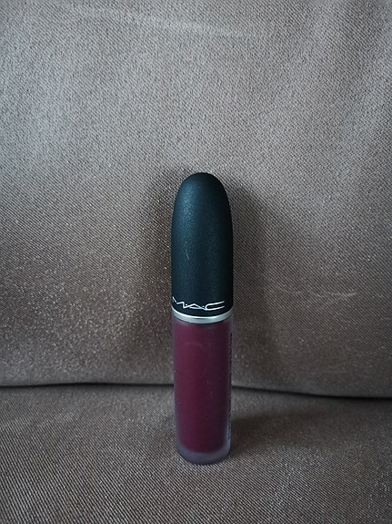 Aito MAC POWDER KISS uusi huulipuna sävy 985 GOT A CALLBACK