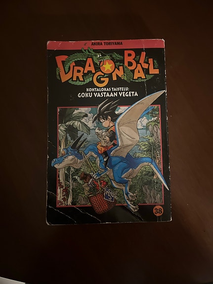 Dragon Ball manga 38 – Goku vastaan Vegeta