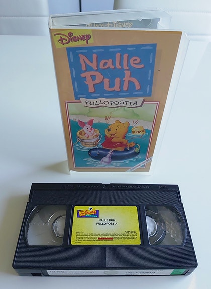 Nalle Puh: Pullopostia VHS (Suomidubi)