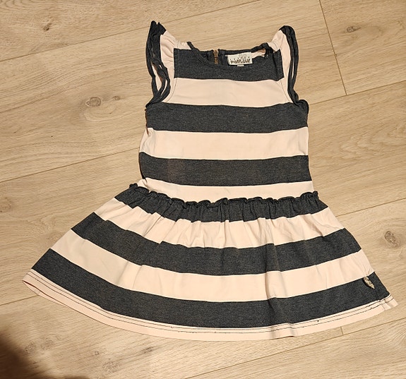 Pomp de Lux mekko 86