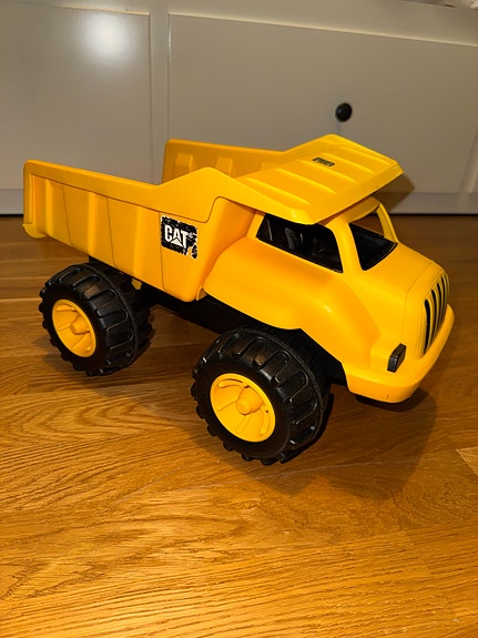 Cat kippiauto/ kuormaauto